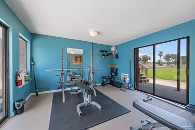 1841 E Smugglers Cove Dr, Gulf Breeze, FL 32563 - Photo 10