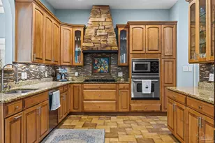 207 Pliska St, Fairhope, AL 36532 - Photo 14