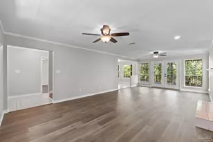 1026 Woodlore Cir, Gulf Breeze, FL 32563 - Photo 10