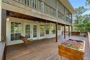 1026 Woodlore Cir, Gulf Breeze, FL 32563 - Photo 48