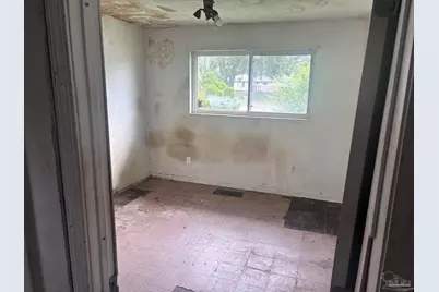 5040 Fairfield Dr, Pensacola, FL 32506 - Photo 8