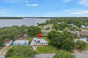 422 Gibbs Rd, Pensacola, FL 32507 - Photo 4