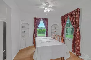 422 Gibbs Rd, Pensacola, FL 32507 - Photo 16