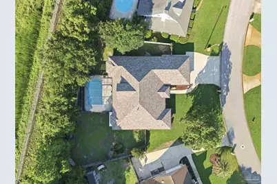 3904 India Cv, Gulf Breeze, FL 32563 - Photo 8