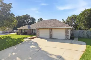 3904 India Cove, Gulf Breeze, FL 32563 - Photo 2