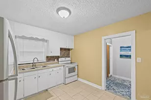 419 Grandview St, Pensacola, FL 32505 - Photo 12