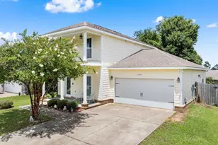 5740 Blackhorse Cir, Pensacola, FL 32526 - Photo 4