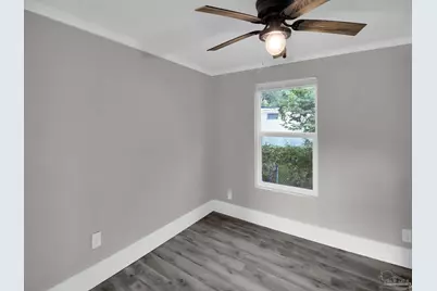 18 Washington St, Pensacola, FL 32507 - Photo 12