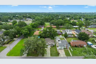 1406 E Scott St, Pensacola, FL 32503 - Photo 44