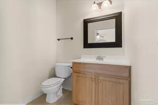 1406 E Scott St, Pensacola, FL 32503 - Photo 8