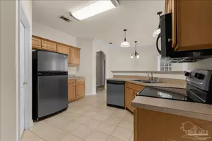 1406 E Scott St, Pensacola, FL 32503 - Photo 22