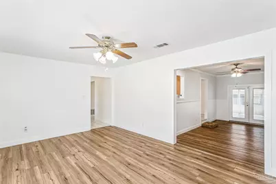 7905 Charter Oaks Dr, Pensacola, FL 32514 - Photo 12