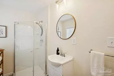 208 S Devillers St, Pensacola, FL 32502 - Photo 16