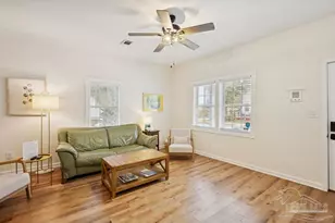 208 S Devillers St, Pensacola, FL 32502 - Photo 4