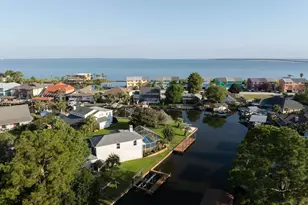 1672 Kauai Ct, Gulf Breeze, FL 32563 - Photo 2