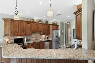 5390 Southlake Dr, Pace, FL 32571 - Photo 10