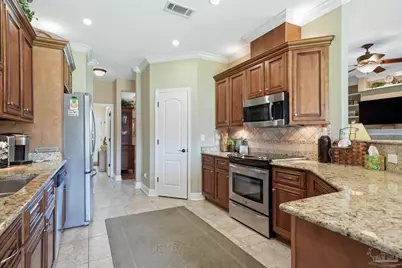 5390 Southlake Dr, Pace, FL 32571 - Photo 12