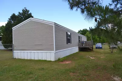 4619 Thoroughbred Dr, Milton, FL 32583 - Photo 2