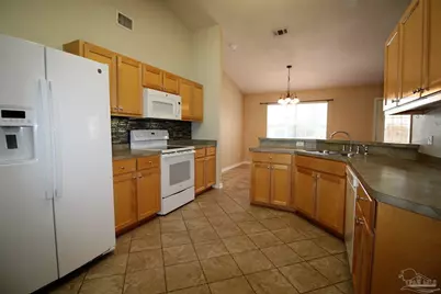 10319 Wailuku Dr, Pensacola, FL 32506 - Photo 8