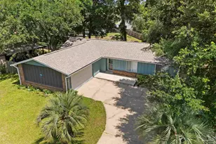 2558 Amberjack Ct, Pensacola, FL 32526 - Photo 2