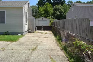 39 Sandalwood St, Pensacola, FL 32505 - Photo 14