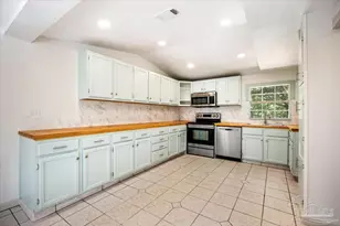 12400 Wildlife Rd, Holt, FL 32564 - Photo 8