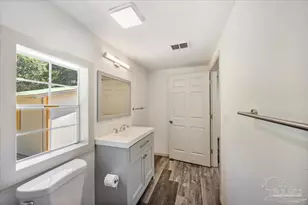 12400 Wildlife Rd, Holt, FL 32564 - Photo 16
