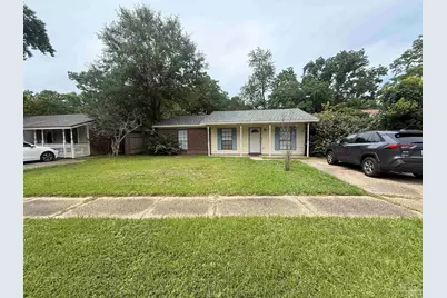 704 Brook Meadow Ln, Pensacola, FL 32514 - Photo 2