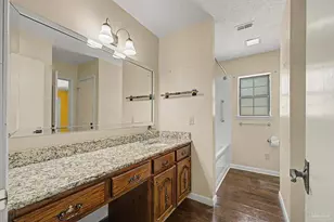 5580 Woodridge Dr, Milton, FL 32570 - Photo 16