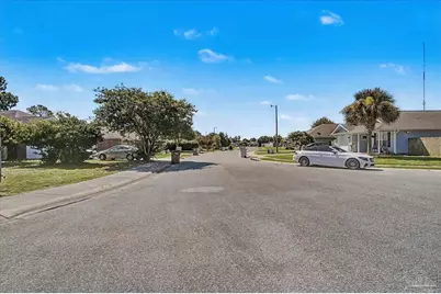 2061 Bright Water Dr, Gulf Breeze, FL 32563 - Photo 58