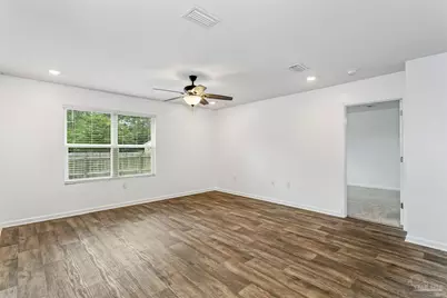 10501 Queens Gate Cir, Pensacola, FL 32506 - Photo 6