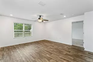10501 Queens Gate Cir, Pensacola, FL 32506 - Photo 6
