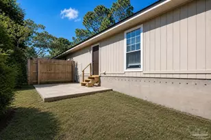 10140 Guidy Ln, Pensacola, FL 32514 - Photo 18