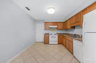 10140 Guidy Ln, Pensacola, FL 32514 - Photo 2