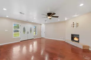 8210 Li Fair Dr, Pensacola, FL 32506 - Photo 2