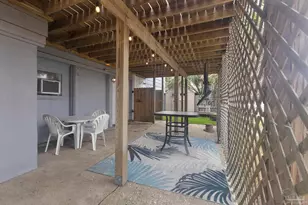1005 Via De Luna Dr, Pensacola Beach, FL 32561 - Photo 34