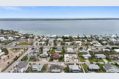 1005 Via Deluna Dr, Pensacola Beach, FL 32561 - Photo 48