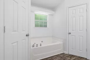 6668 Delhi Dr, Milton, FL 32583 - Photo 40