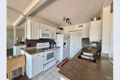 200 Pensacola Beach Rd #D2, Gulf Breeze, FL 32561 - Photo 4