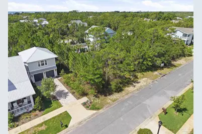 4884 Leeward Dr, Pensacola, FL 32507 - Photo 4