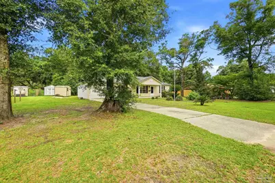 4233 Seminole Trl, Milton, FL 32583 - Photo 6