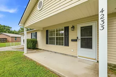 4233 Seminole Trl, Milton, FL 32583 - Photo 10