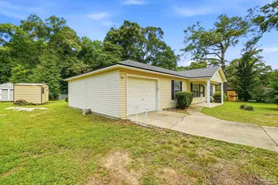 4233 Seminole Trl, Milton, FL 32583 - Photo 8