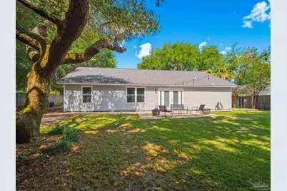 2724 Woodbury Ct, Navarre, FL 32566 - Photo 6