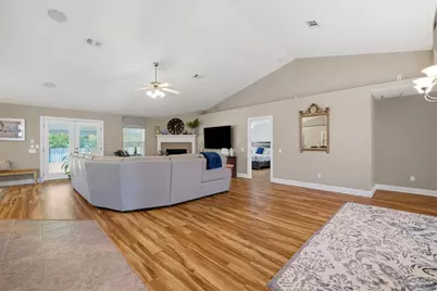 1668 Woodlawn Way, Gulf Breeze, FL 32563 - Photo 12