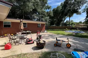 6575 Julia Dr, Milton, FL 32570 - Photo 10