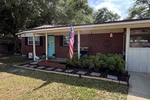 6575 Julia Dr, Milton, FL 32570 - Photo 2