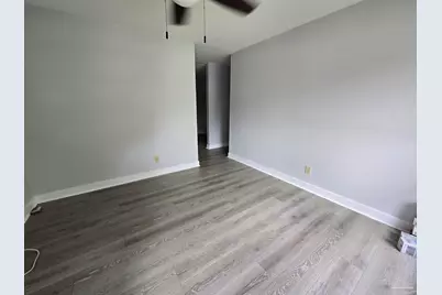 926 Lucerne Ave, Pensacola, FL 32505 - Photo 2