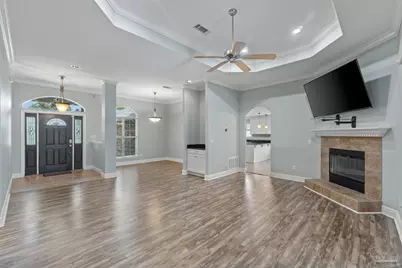 2704 Creeks Edge Ln, Navarre, FL 32566 - Photo 10