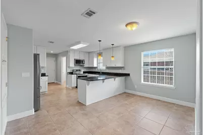 2704 Creeks Edge Ln, Navarre, FL 32566 - Photo 14